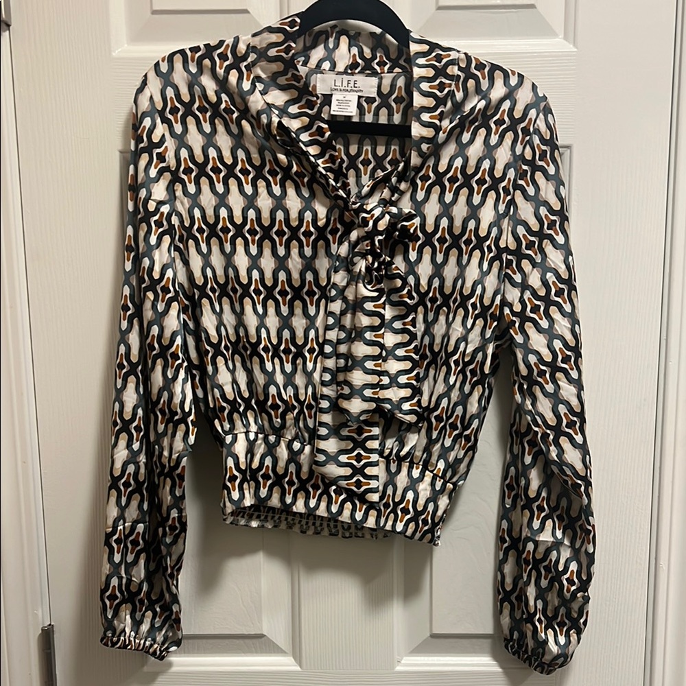 Women's White, Green and Tan Patterned Top